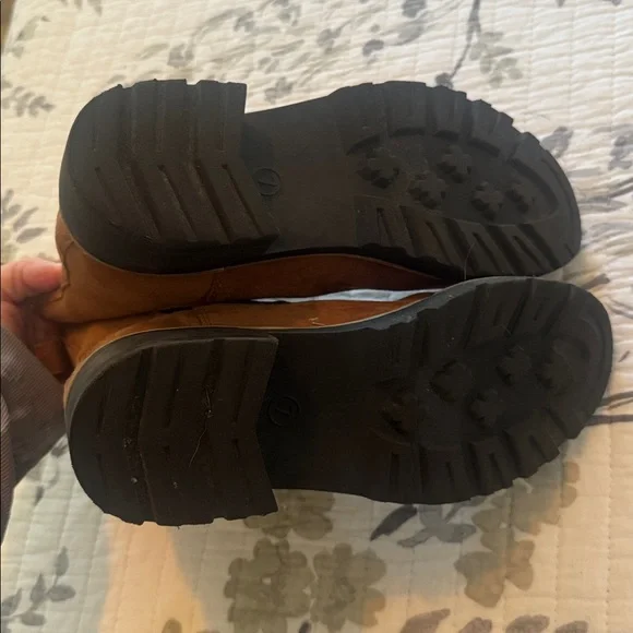 Camel Brown Suede Chelsea Boots - Picture 5 of 6